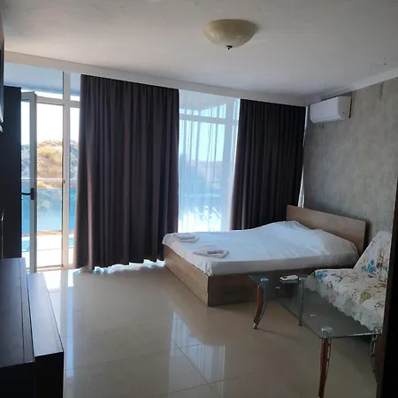 Apartahotel Sunny Gallery